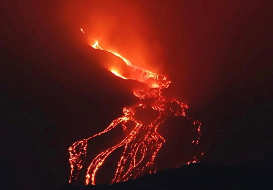 Etna City Home Accogliente Nel Cuore Di Catânia Exterior foto
